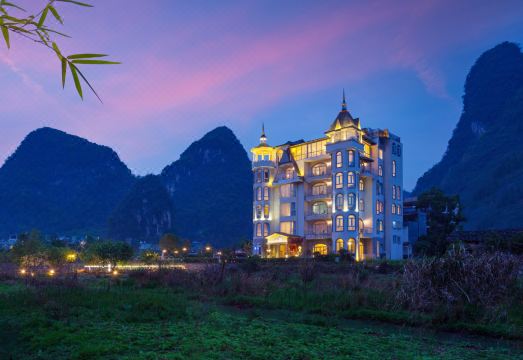 桂林阳朔遇龙河城堡（遇龙河店）外景图