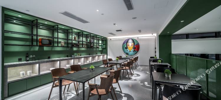 重庆TOONE途湾酒店(长嘉汇弹子石老街店)图片