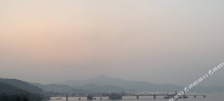 深圳泊海民宿(玫瑰海岸西门店)图片