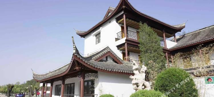 南娱湖畔海景度假酒店图片