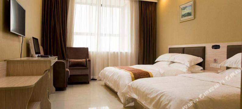 临湘全新大酒店图片