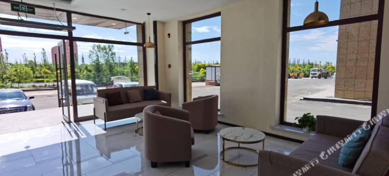 白玉兰酒店(乌兰察布集宁国际皮革城店)图片