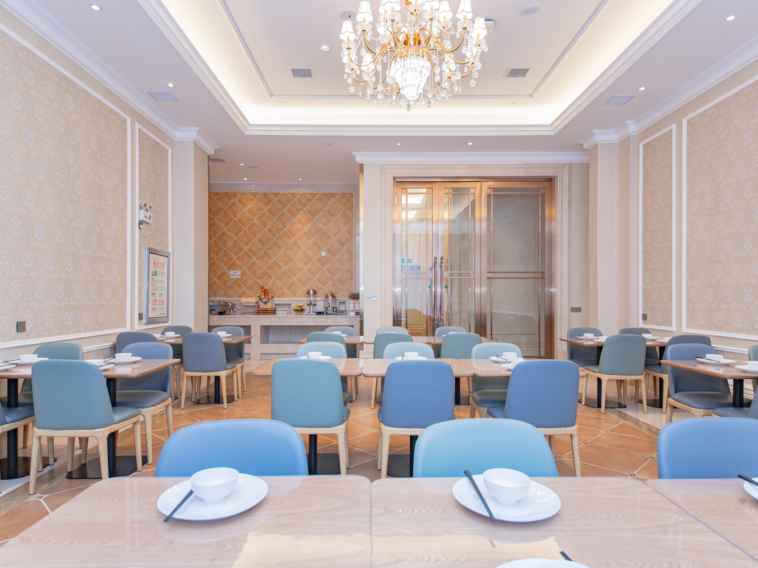 Vienna Hotel (Suizhou Baiyun Lake Yushanshu) Over view