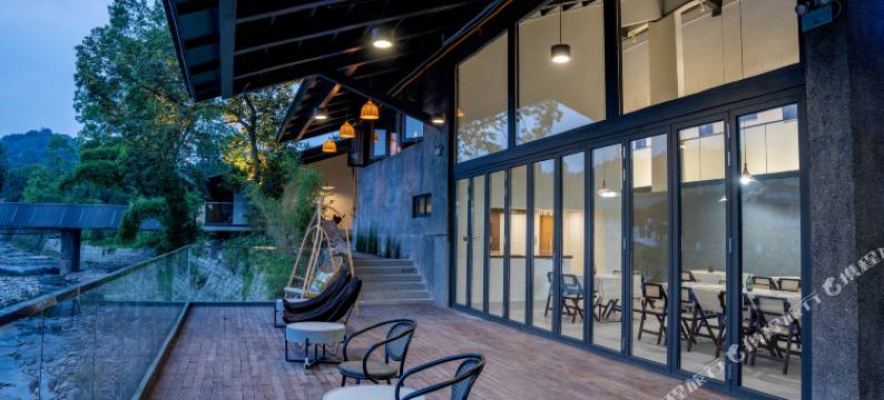 柒宿溪驻民宿(彭州龙门山柒村店)图片