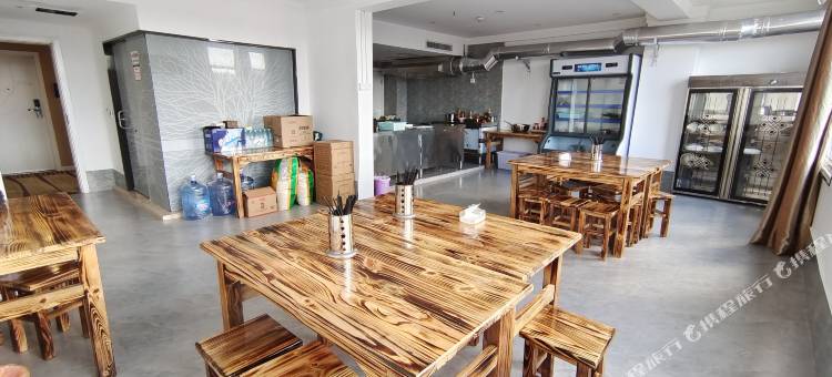 阿富尔智能连锁酒店(威宁城市方舟店)图片