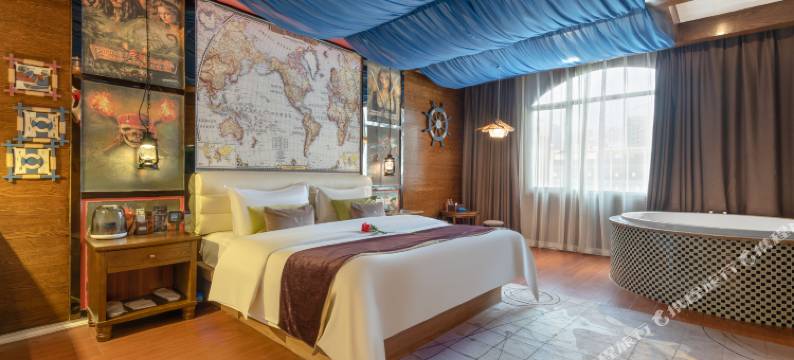 兴义云钻精品主题酒店图片