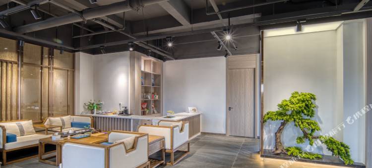 翡翠湾拈花海民宿度假酒店图片