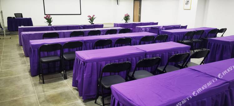 如家酒店·neo(大连金石滩轻轨车站发现王国店)图片