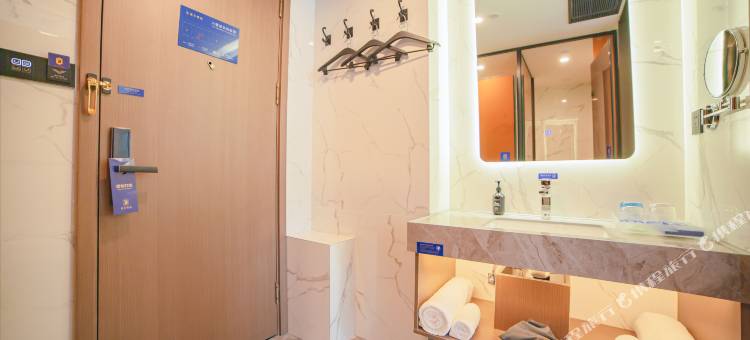 速8精选酒店(喀什古城美食街店)图片