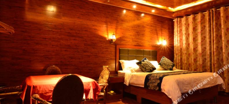 山丹军马场槐溪小镇图片