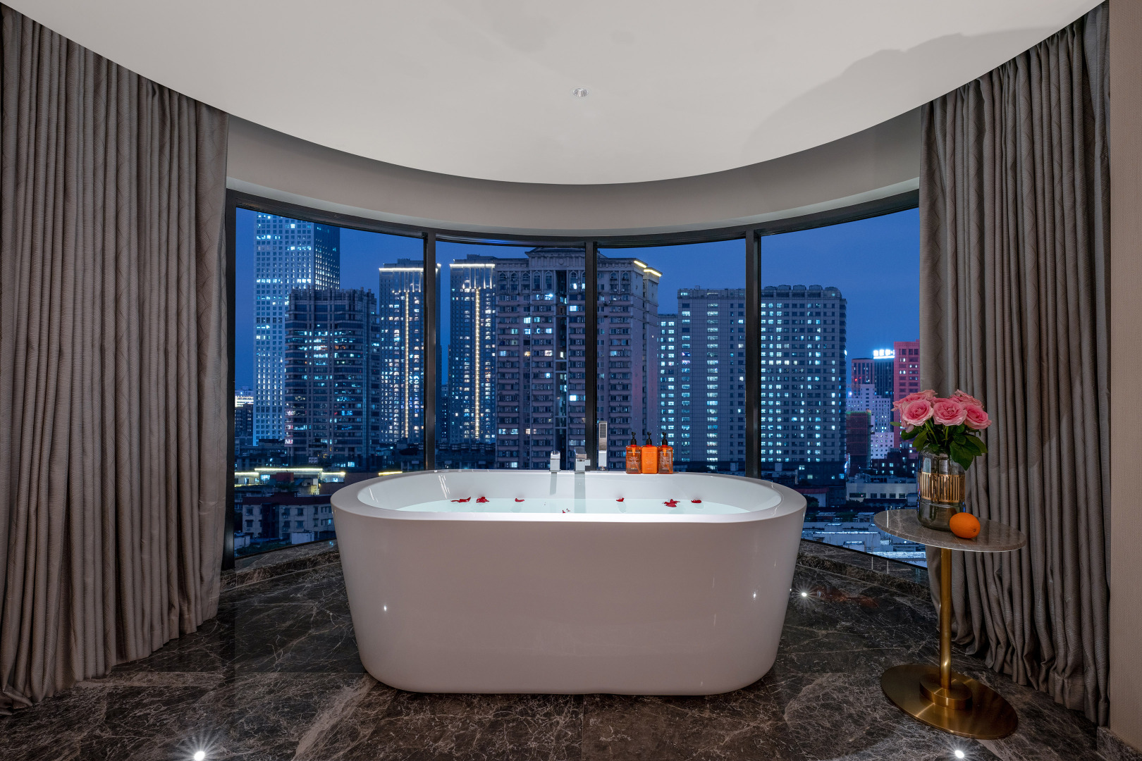 Orange Hotel (Dalian Development Zone Ansheng Square Branch) Over view