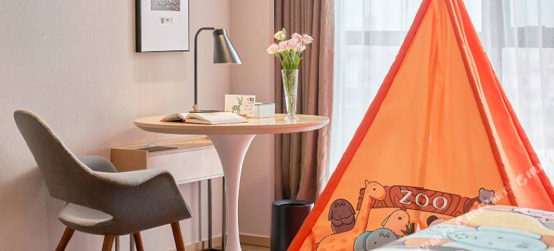 广州番禺市桥东环路亚朵酒店图片