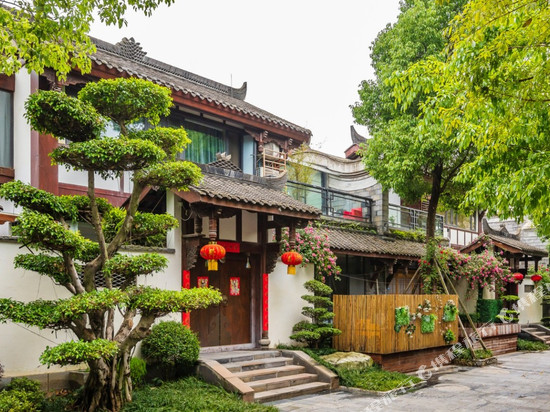 花筑·成都厚斋友竹民宿(洛带古镇店)