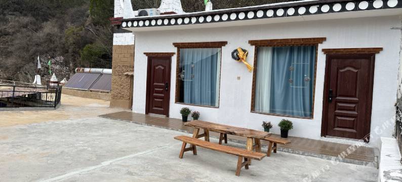 丹巴阿热大叔藏式民宿图片