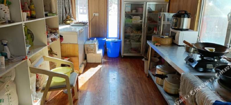 地球第三极孜珠山驿站图片