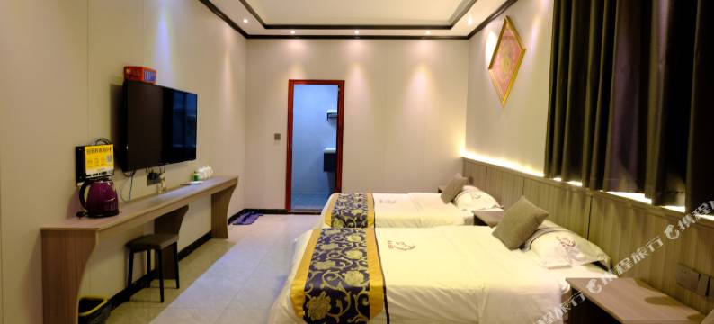 韶山唯子酒店(故居铜像广场店)图片