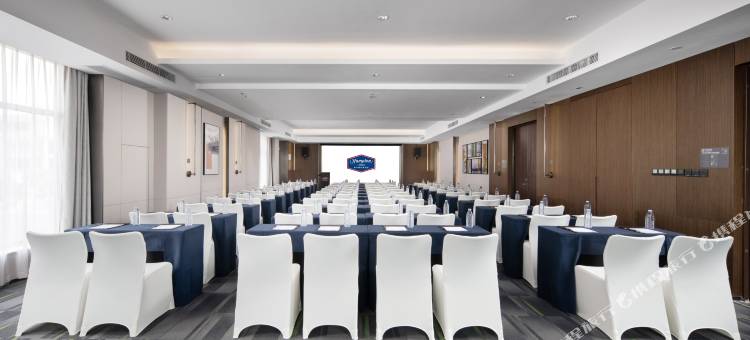 天津生态城希尔顿欢朋酒店图片