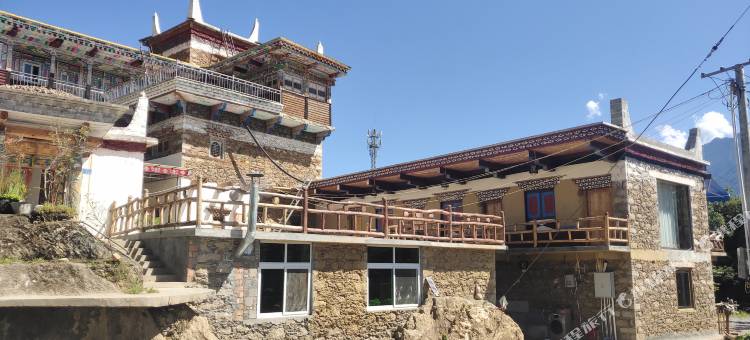 丹巴隐石·山居民宿(5号观景台店)图片