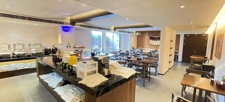 网鱼电竞酒店(南京新街口地铁站德基广场店)图片