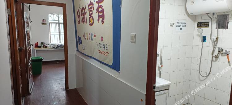 悦享青春青年旅舍(深圳南山区南光地铁站店)图片