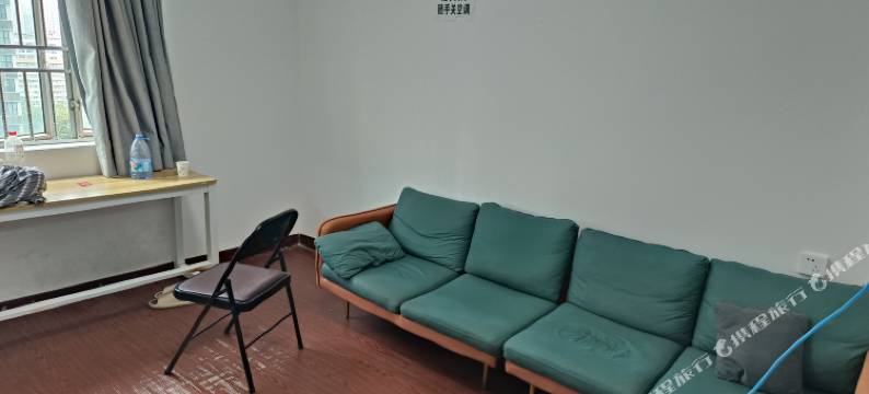 悦享青春青年旅舍(深圳南山区南光地铁站店)图片