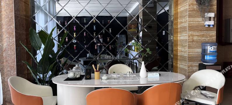 凯瑞电竞智能酒店(高铁站洱海公园店)图片