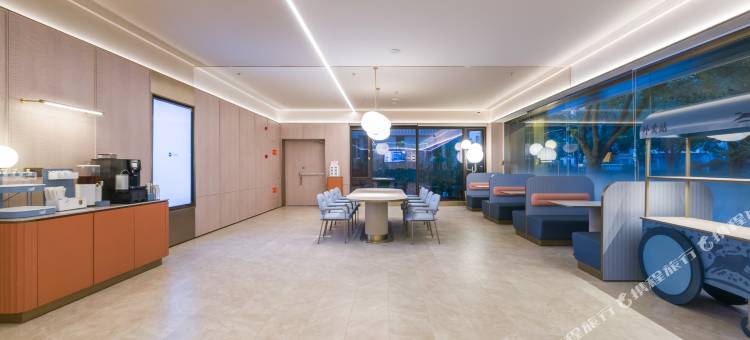 汉庭酒店(上海国际旅游度假区六奉公路店)图片