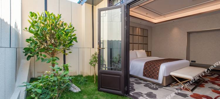 财库S酒店(潮州广济桥牌坊街店)图片