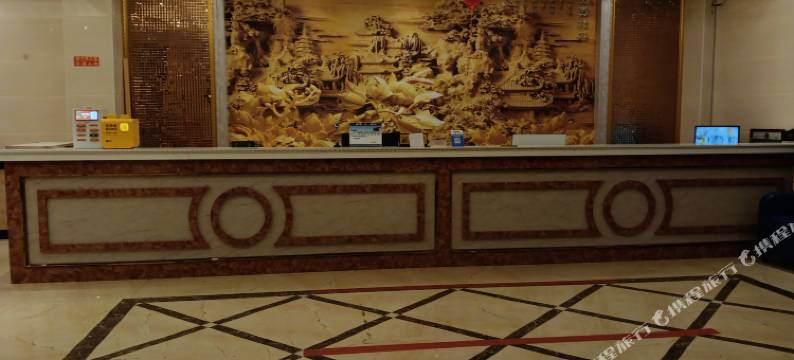 陆川泰富酒店图片