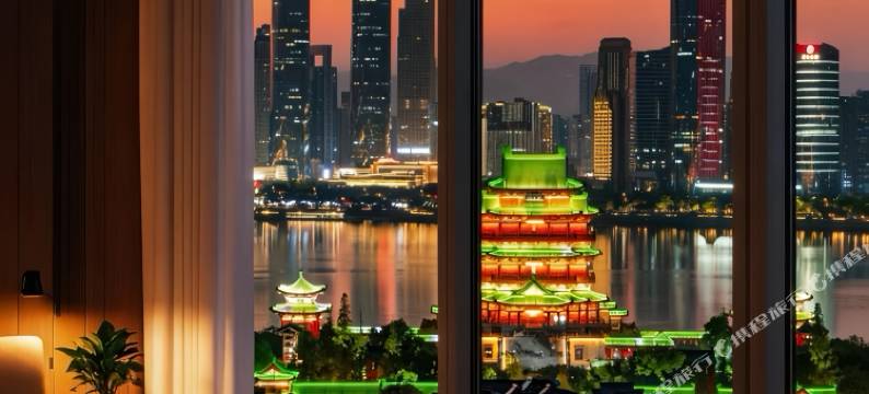 希辰Homestayl揽月江景长廊(南昌滕王阁旅游区万寿宫地铁站店)图片