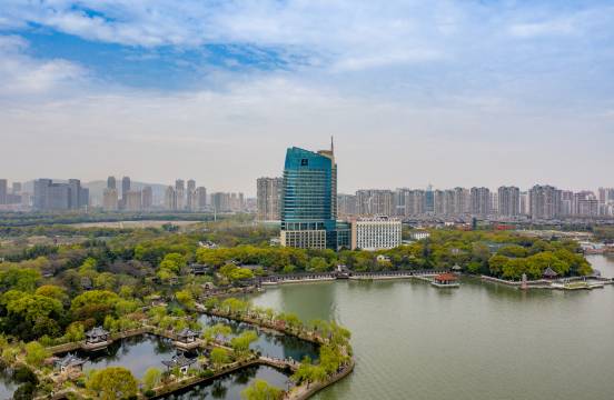 无锡君来湖滨饭店图片