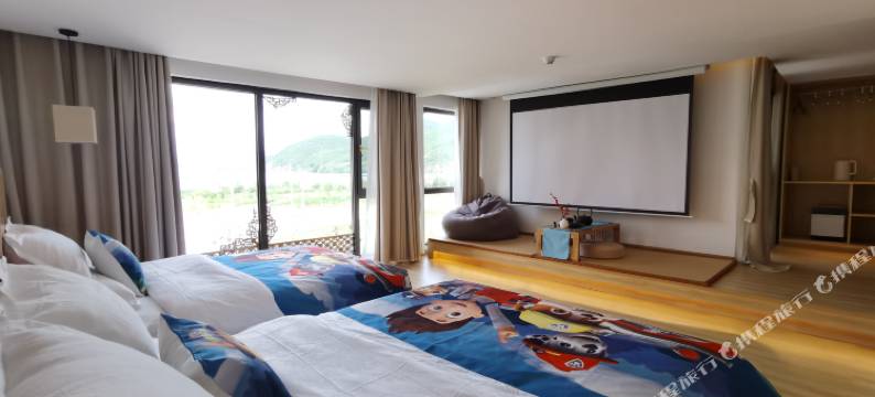 泸沽湖花宿水奢观景客栈图片