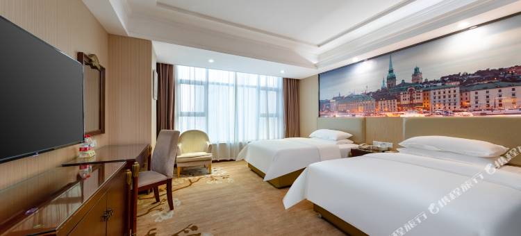 维也纳国际酒店(深圳松岗地铁站店)图片