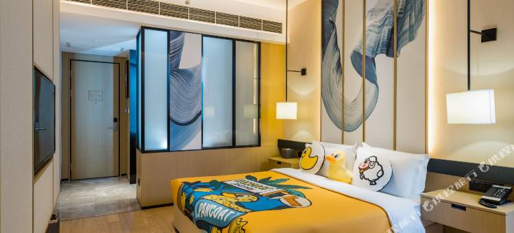 云和夜泊酒店(上海野生动物园店)图片