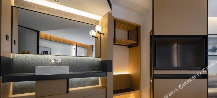 SFEEL设计师酒店(贵阳大十字广场喷水池店)图片