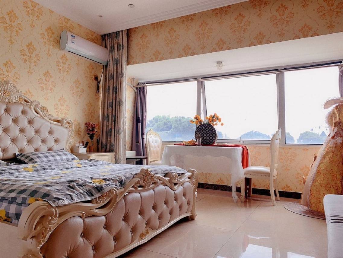 台州朱姑娘公寓(东方大道分店)