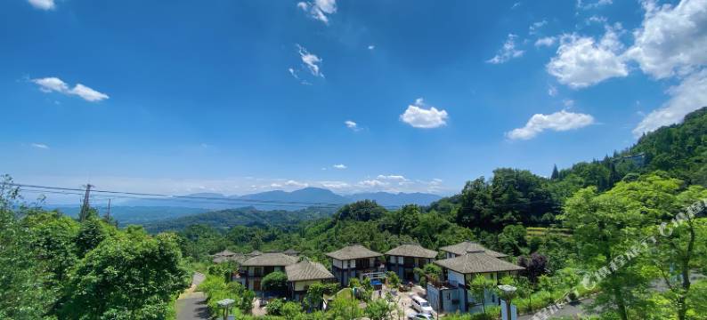 雅安雲栖谷别墅(蒙顶山店)图片