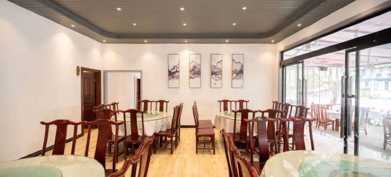 洪雅七里坪铂曼度假酒店图片