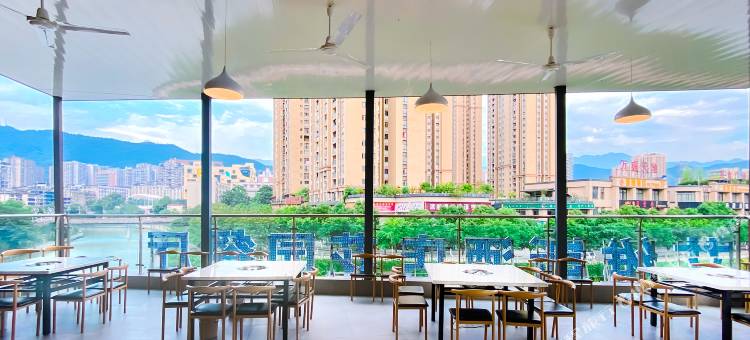 艾维斯酒店(重庆万盛体育馆店)图片