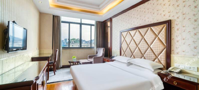 途悦湖景酒店(千岛湖景区广场银泰城店)图片