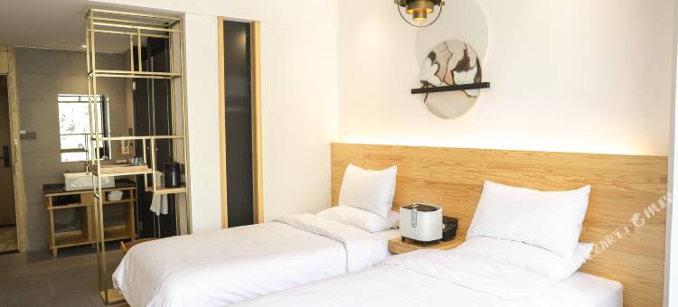 岷山行者牧心酒店(康定新都桥店)图片