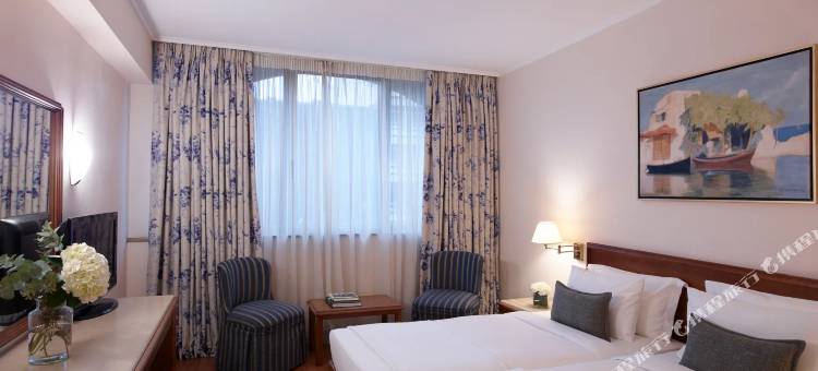 泰坦尼亚酒店(Titania Hotel)图片