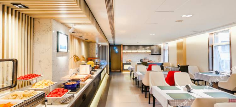 白玉兰酒店(大连恒隆广场西安路地铁站店)图片