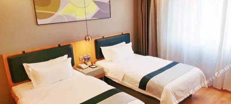 佳泰连锁商务宾馆(庄河高铁站店)图片