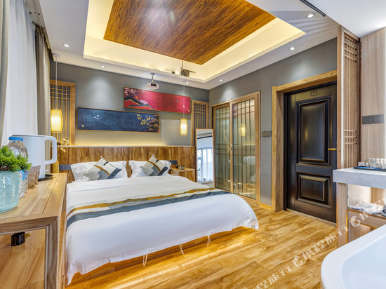 亭亭民宿(西安钟鼓楼回民街六期店)