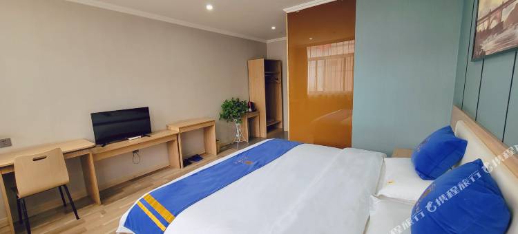 速8精选酒店(连云港大润发万润商业街店)图片