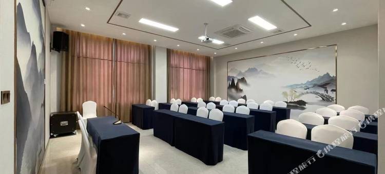海天酒店(台江县中等职业学校店)图片