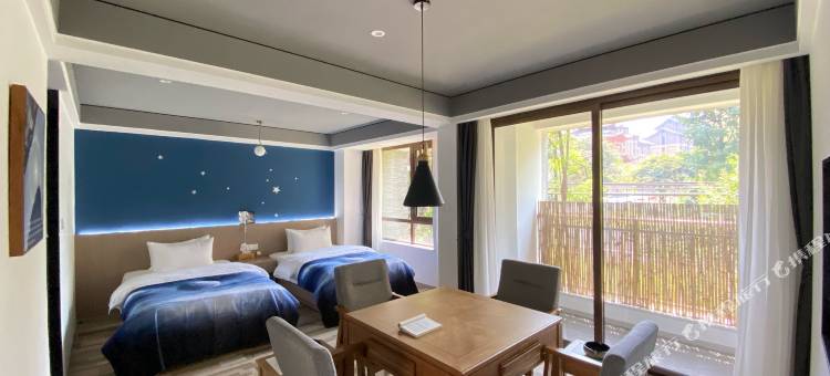 奔赴星空民宿(峨眉山旅游客运中心店)图片