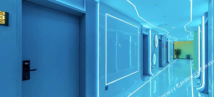 IU酒店(泸州步步高新天地店)图片