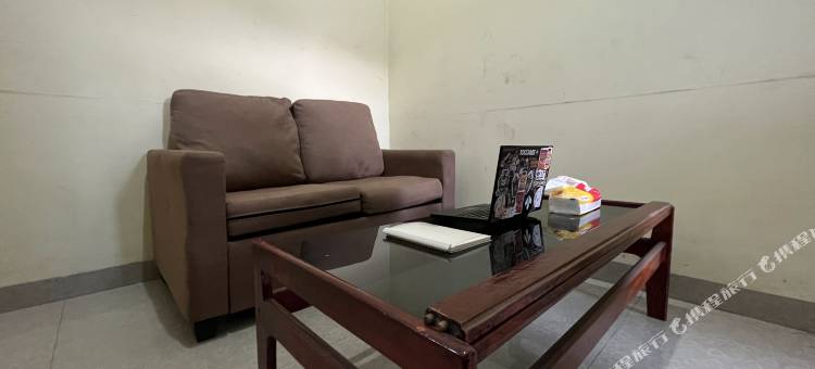 OYO 91217 天空之境 @ Pgv 靠近Gunung Putri(OYO 91217 Skyland @ Pgv Near Gunung Putri)图片